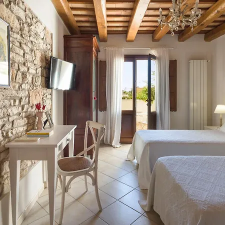 Tangi Villa *