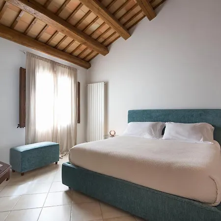 Tangi Vila