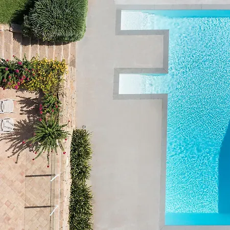 Tangi Villa Buseto Superiore