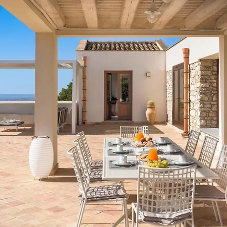 Villa Tangi